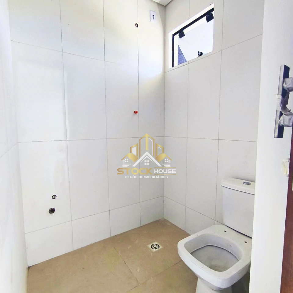 SOBRADO GEMINADO COM 2 SUÍTES, A VENDA EM JOINVILLE