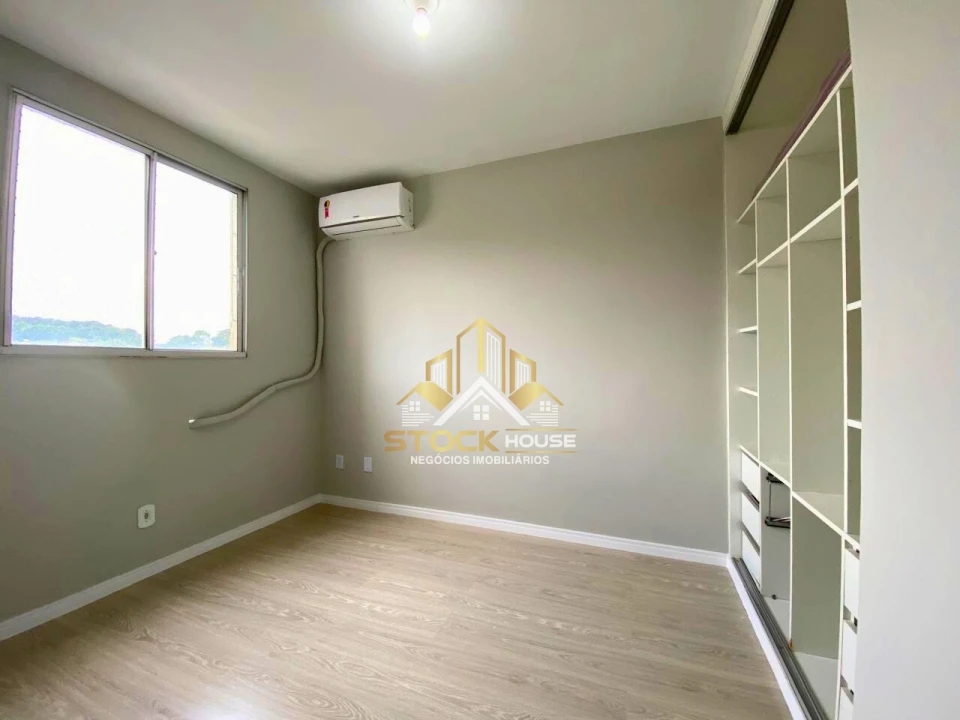 APARTAMENTO SEMI MOBILIADO, 2 QUARTOS, A VENDA EM JOINVILLE