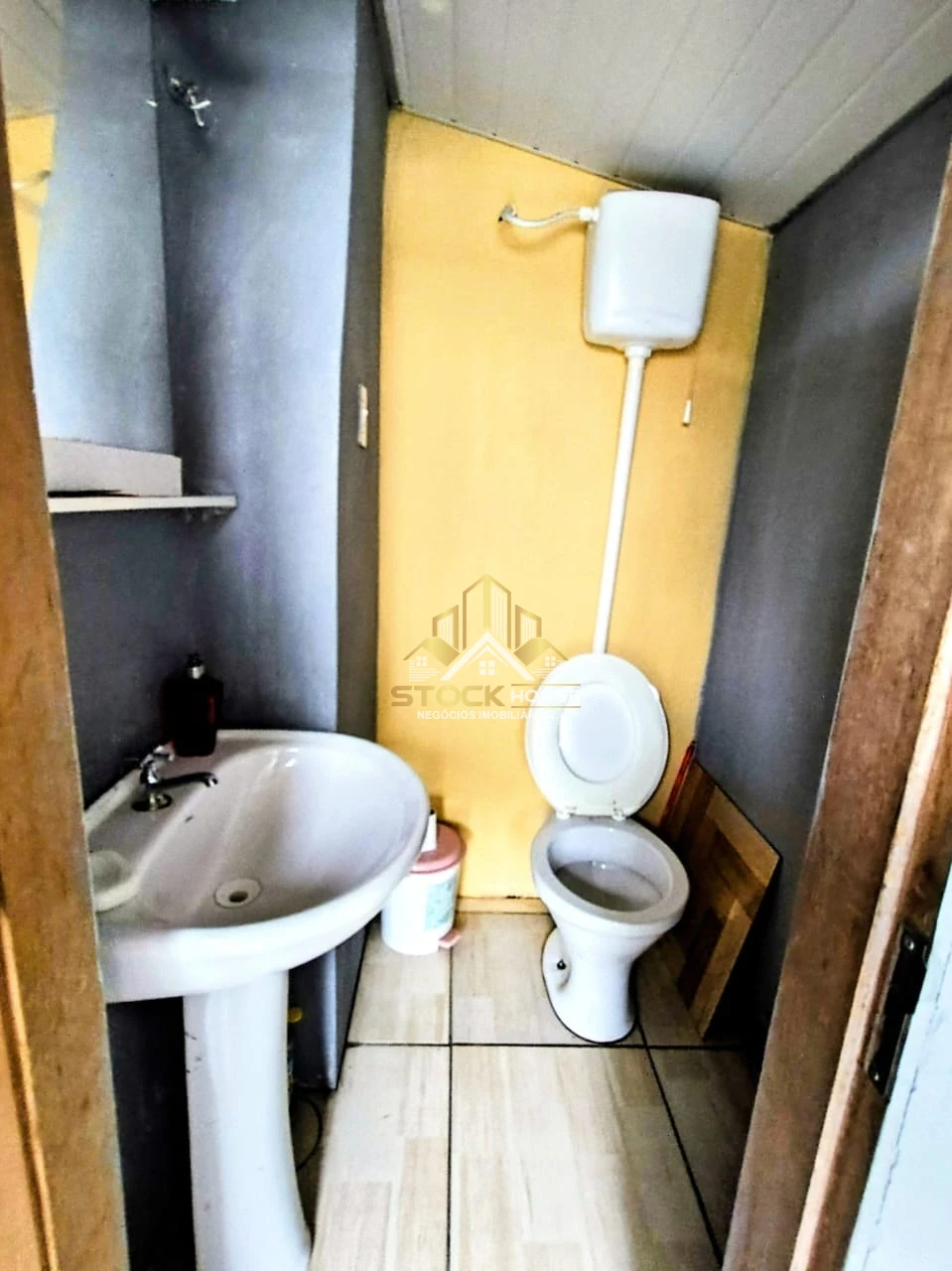 CASA DE ESQUINA NA ZONA SUL