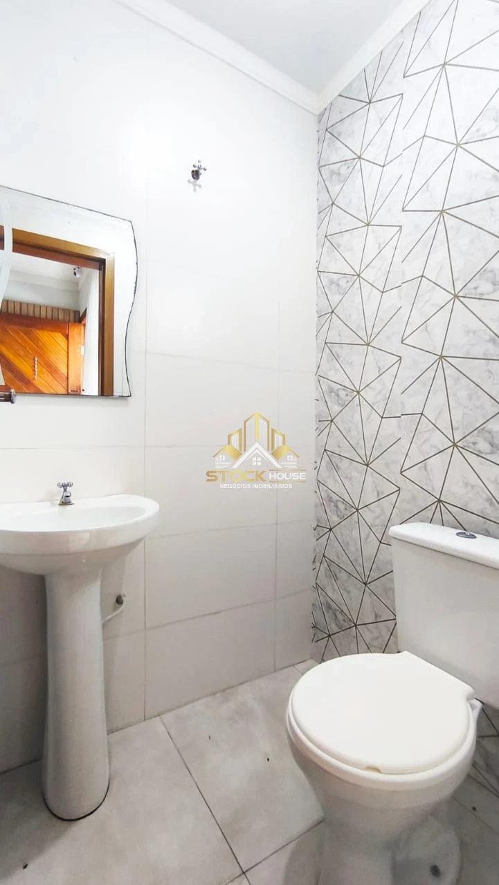 Imagens do imóveis SOBRADO GEMINADO PARA ALUGAR