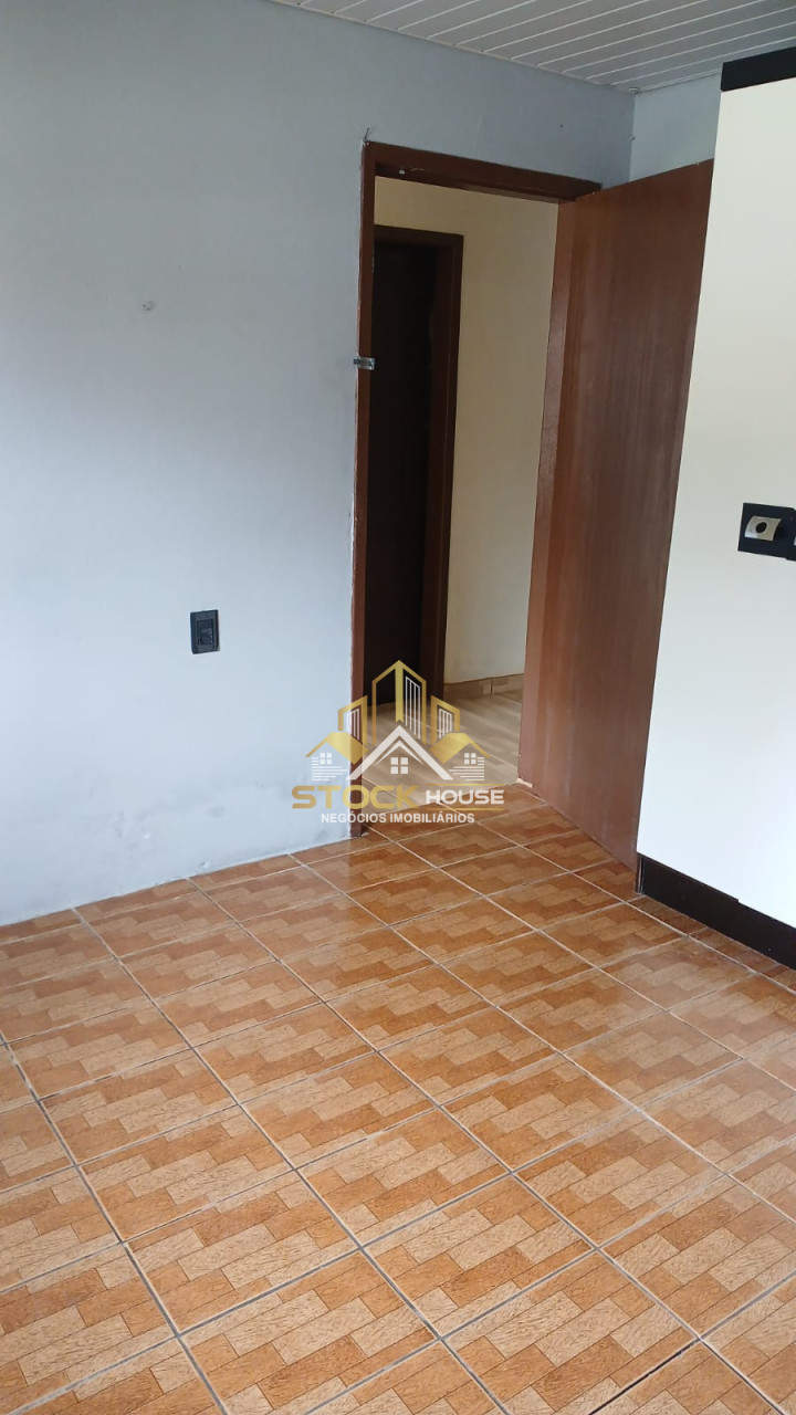 OPORTUNIDADE CASA 1 SUÍTE + 3 QUARTOS BAIRRO BOEHMERWALD