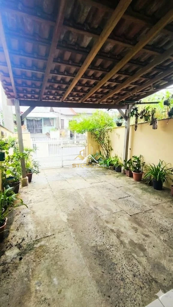 CASA GEMINADA EM ARAQUARI