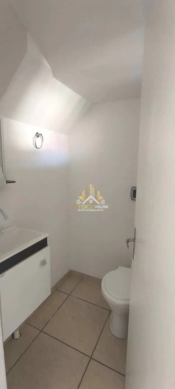 Imagens do imóveis SOBRADO GEMINADO À VENDA