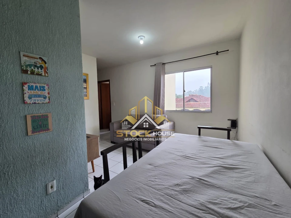 APARTAMENTO SEMI MOBILIADO 3 QUARTOS A VENDA EM JOINVILLE