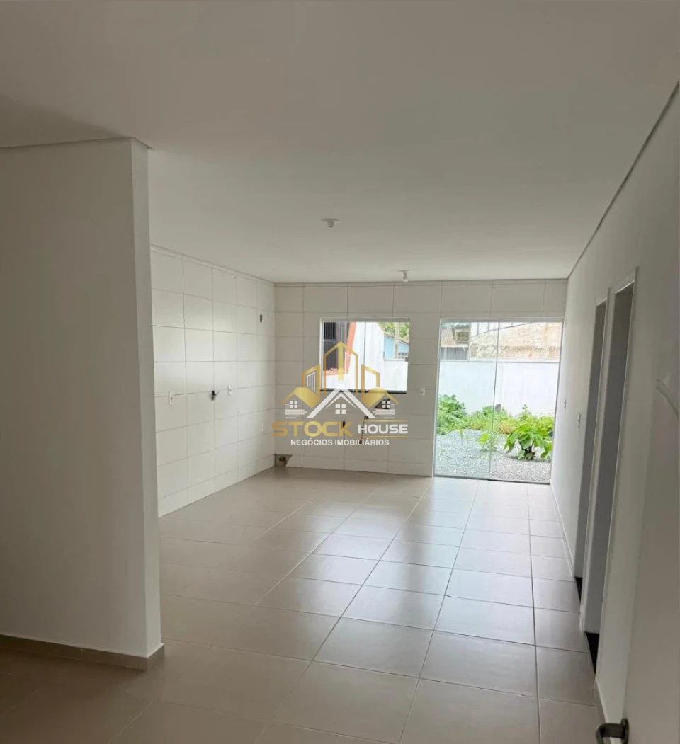 SOBRADO A VENDA NA BARRA DO SUL