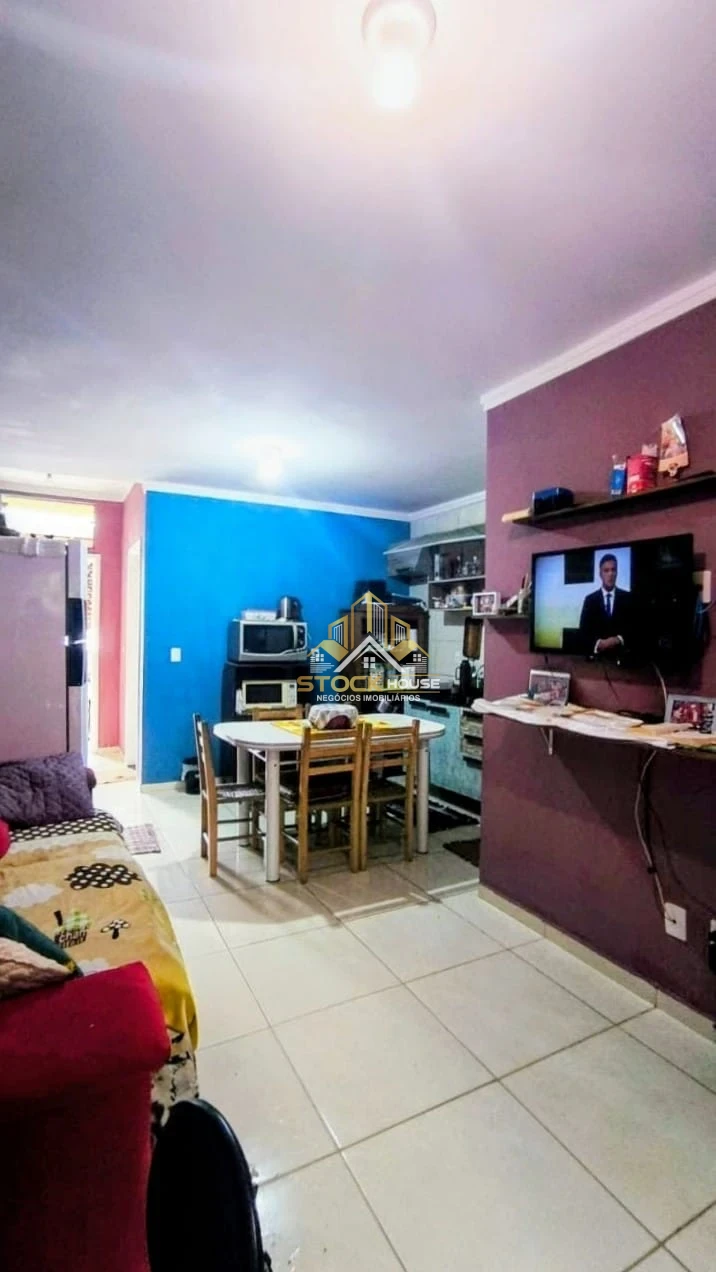 CASA GEMINADA EM ARAQUARI