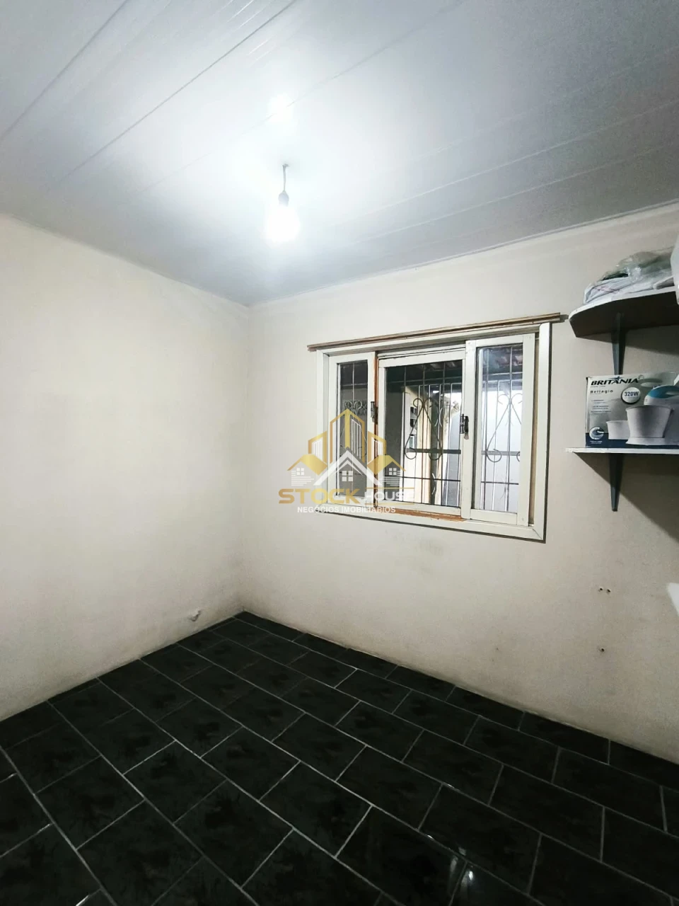 Imagens do imóveis CASA ESCRITURADA GUANABARA