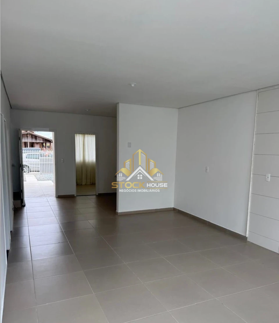 SOBRADO A VENDA NA BARRA DO SUL