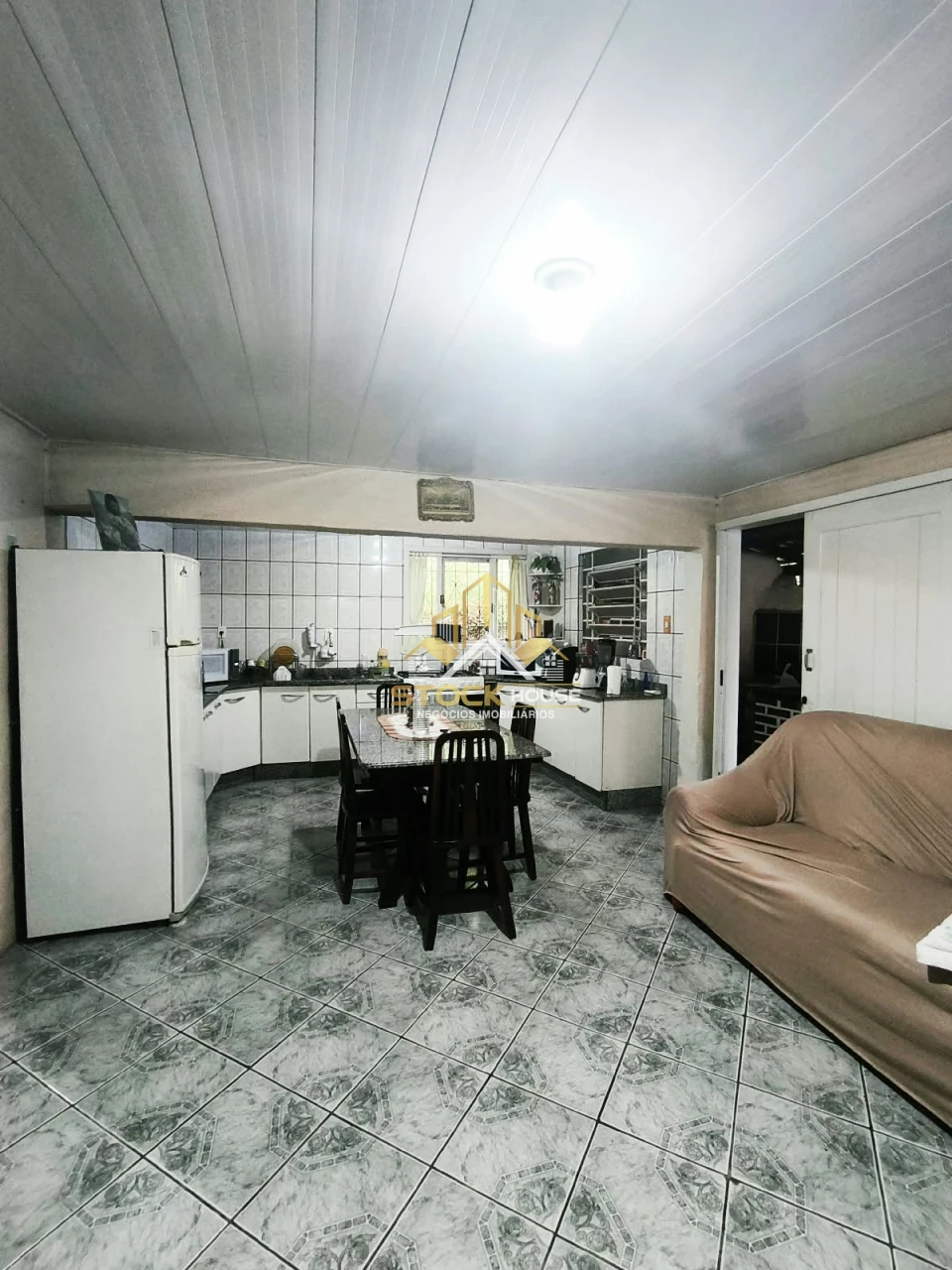 Imagens do imóveis CASA ESCRITURADA GUANABARA