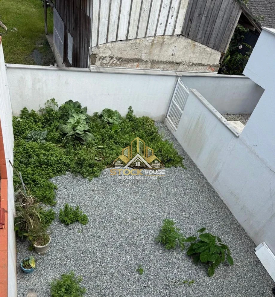 SOBRADO A VENDA NA BARRA DO SUL