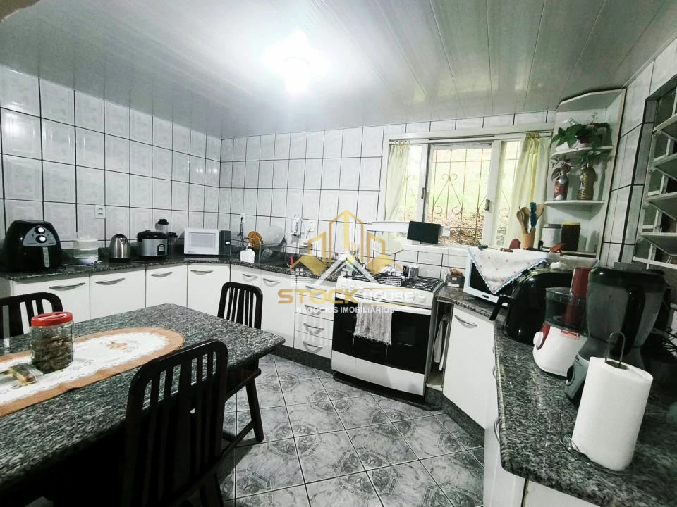 Imagens do imóveis CASA ESCRITURADA GUANABARA