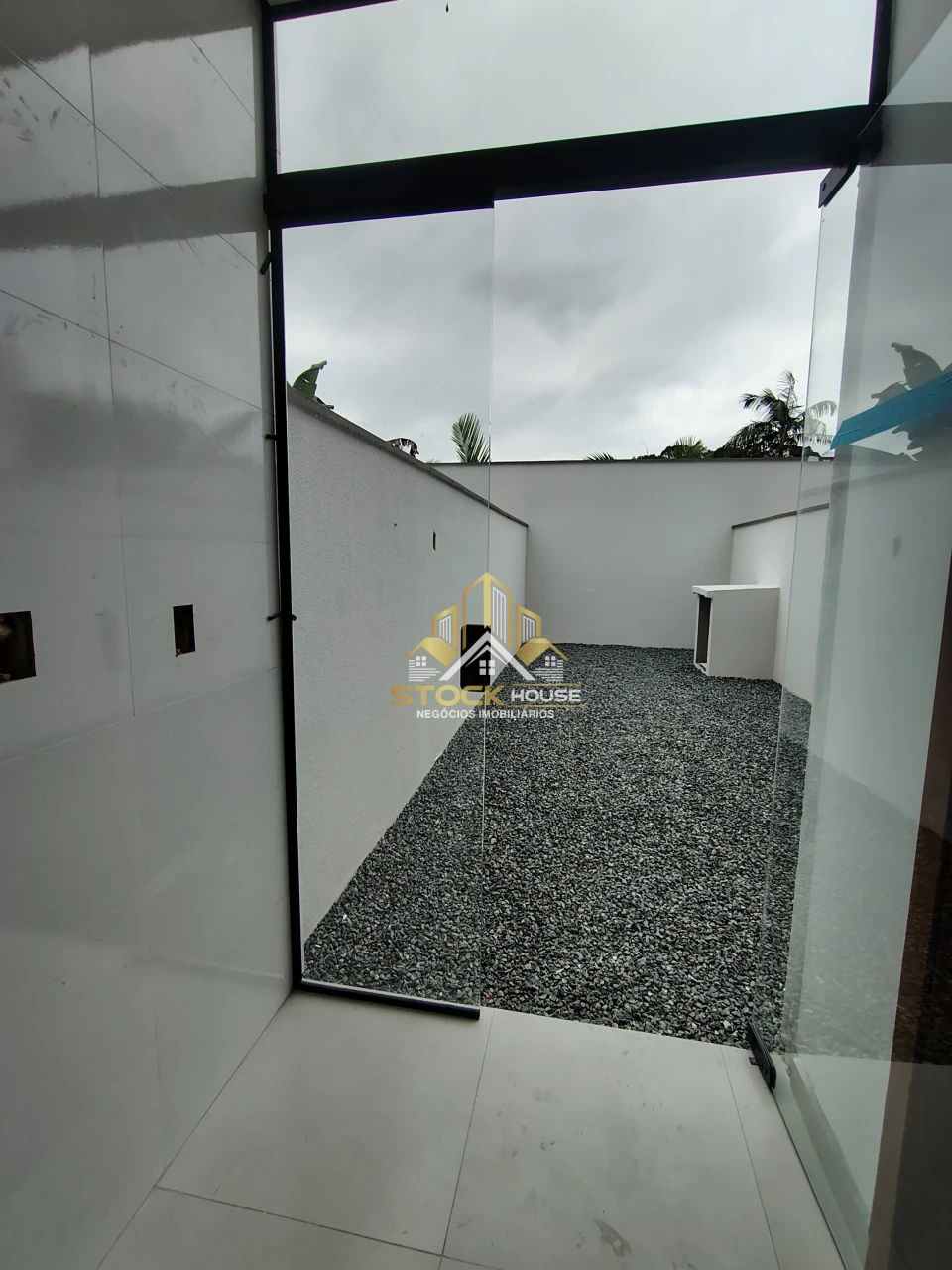 Imagens do imóveis SOBRADO GEMINADO NOVO NA ZONA SUL