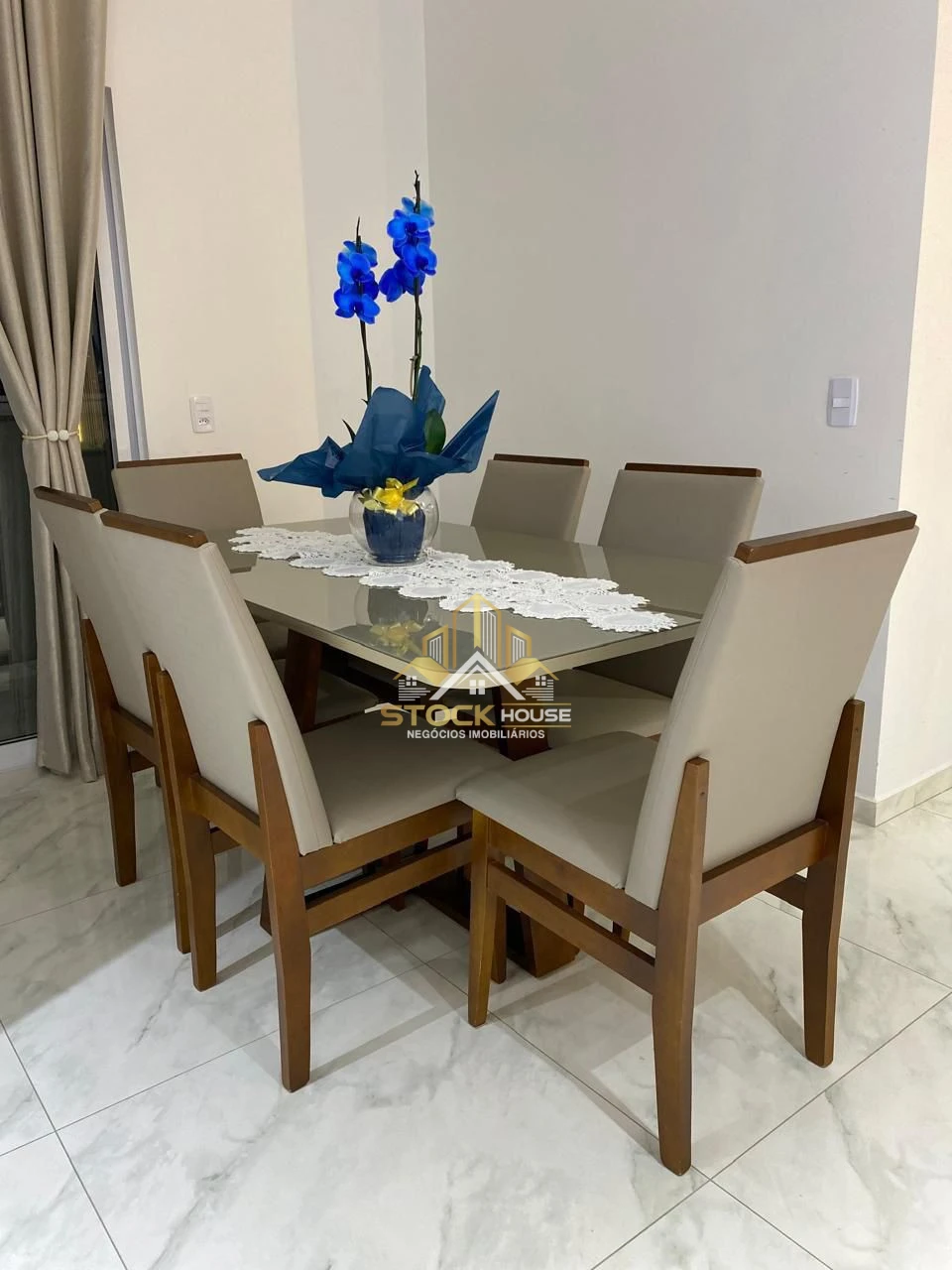 Imagens do imóveis APARTAMENTO SEMI MOBILIADO, 2 QUARTOS, A VENDA EM JOINVILLE