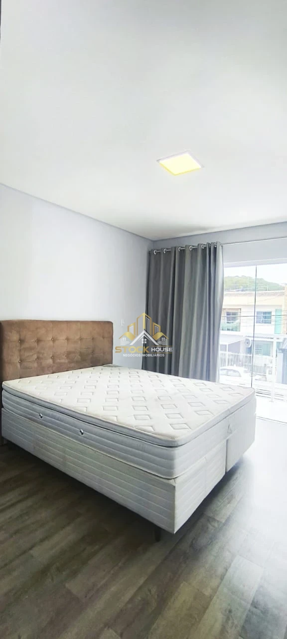 Imagens do imóveis Geminado Moderno no Guanabara