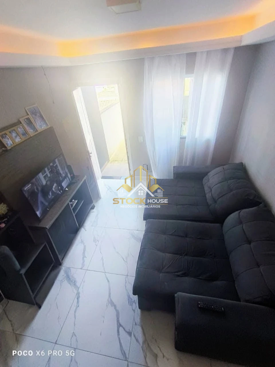 Imagens do imóveis SOBRADO GEMINADO À VENDA