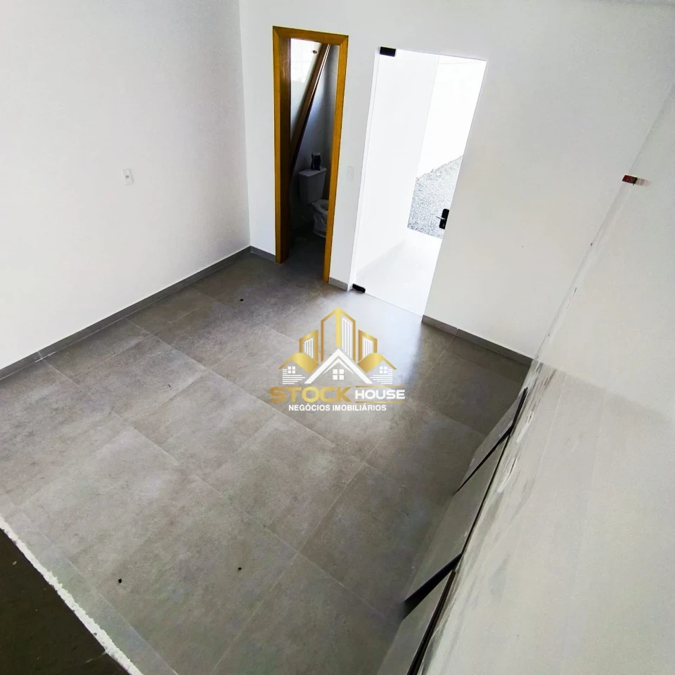 Imagens do imóveis SOBRADO GEMINADO 2 QUARTOS BAIRRO COMASA