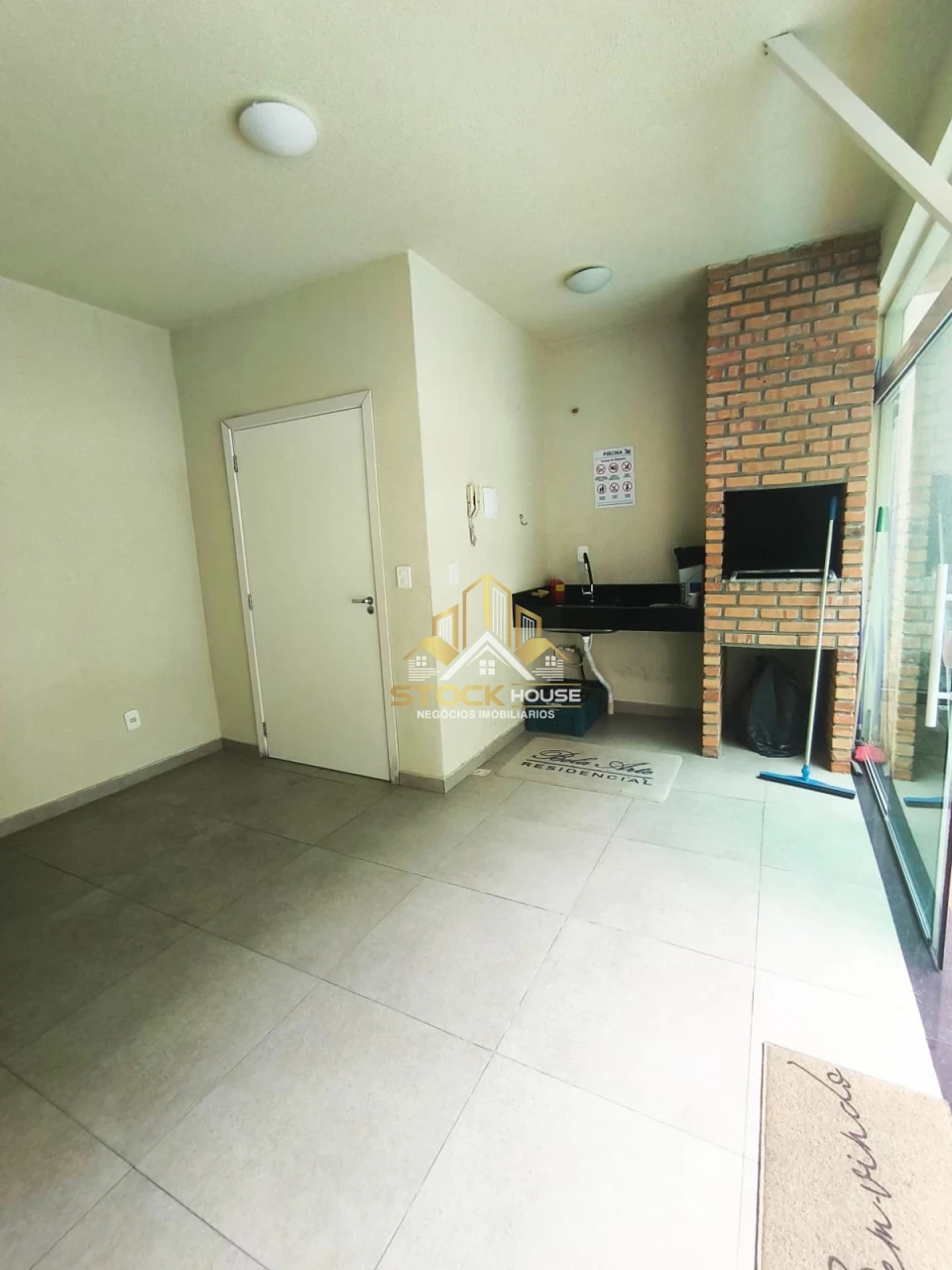 Apartamento com 1 suite + 1 quarto