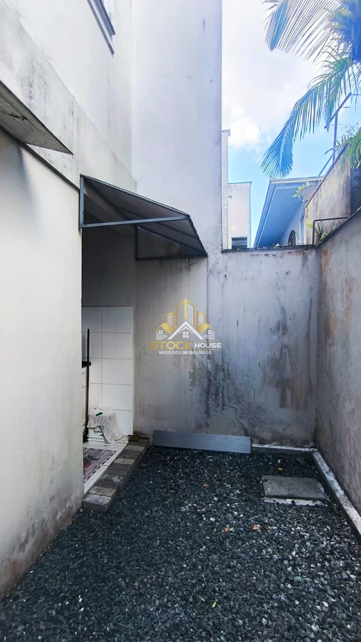 Casa Geminada À Venda Espinheiros Joinville