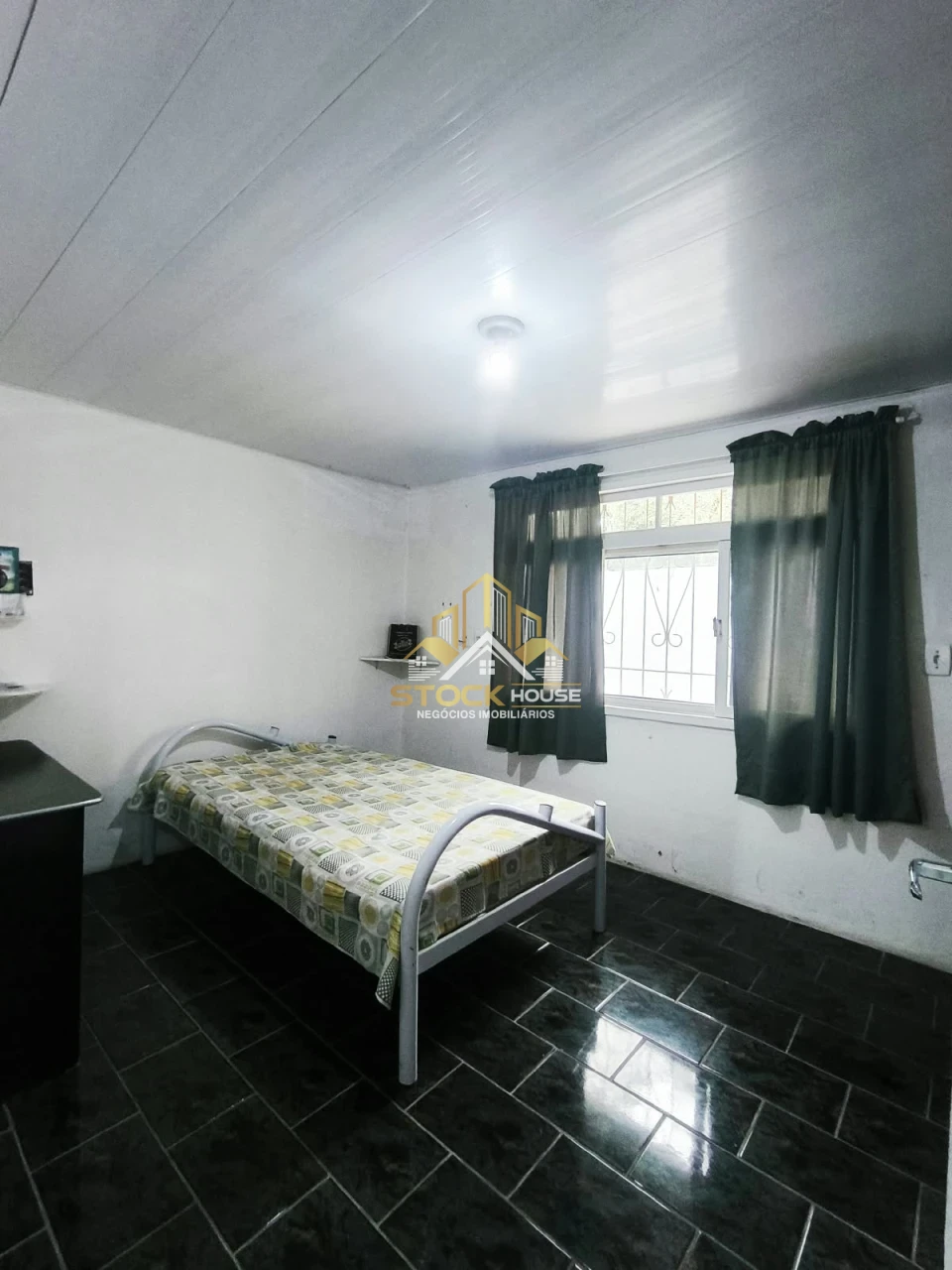 Imagens do imóveis CASA ESCRITURADA GUANABARA