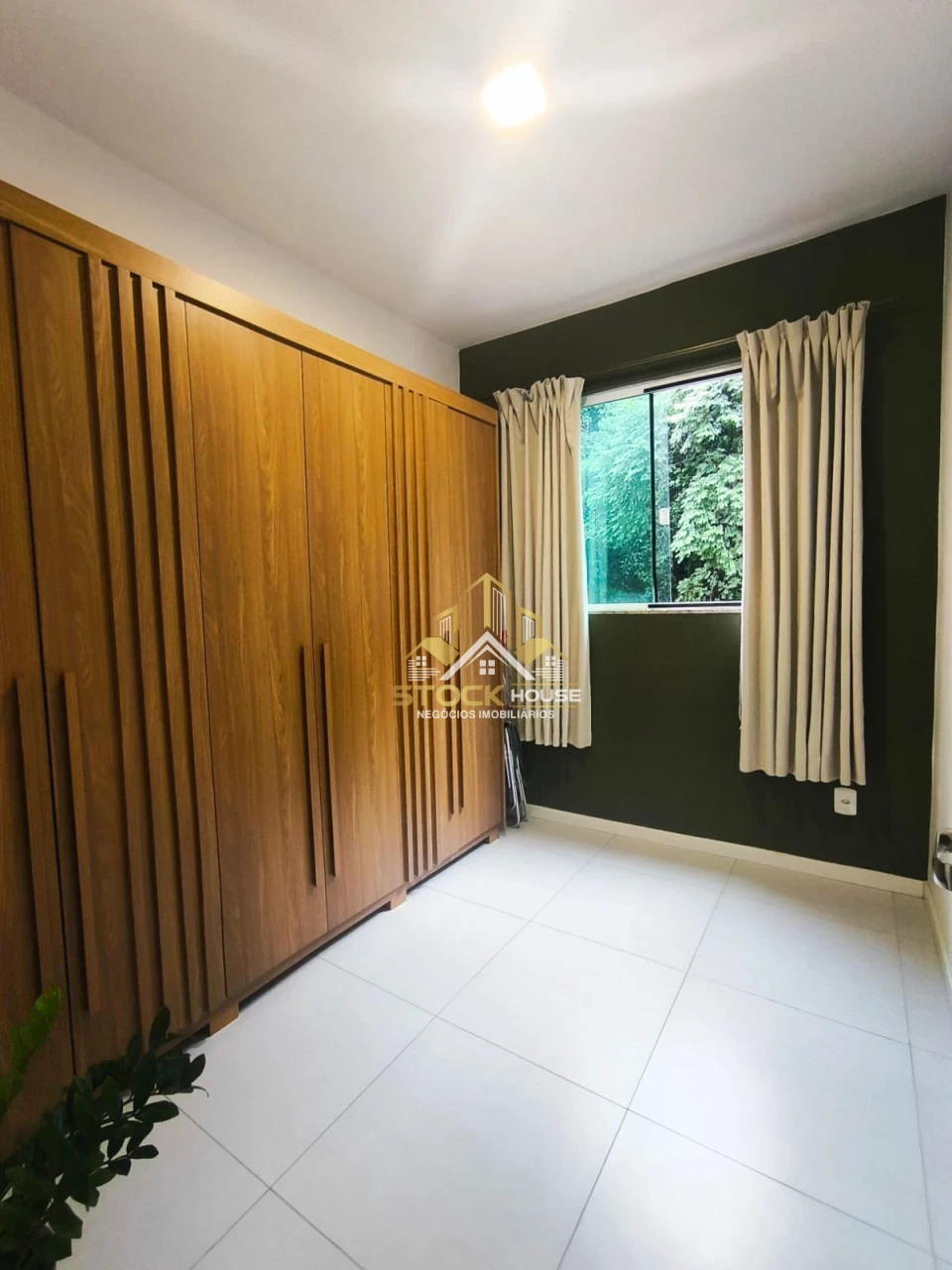 Apartamento com 1 suite + 1 quarto