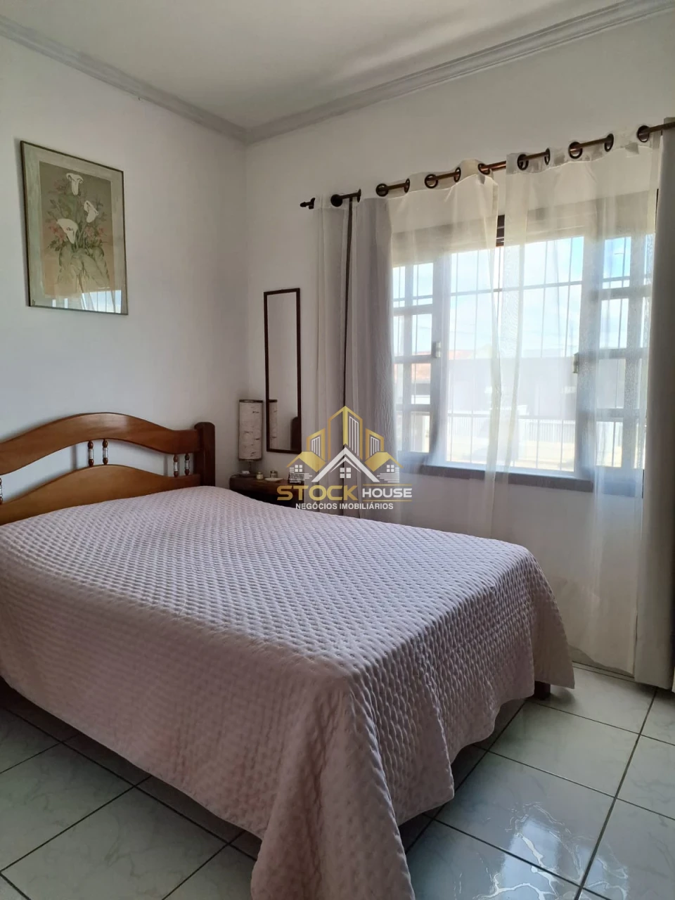 Imagens do imóveis CASA ESCRITURADA COM PISCINA