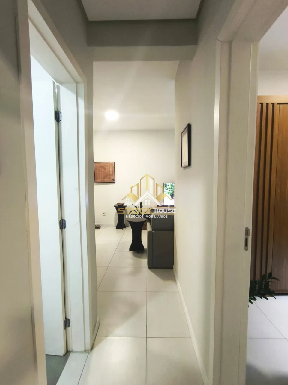 Apartamento com 1 suite + 1 quarto