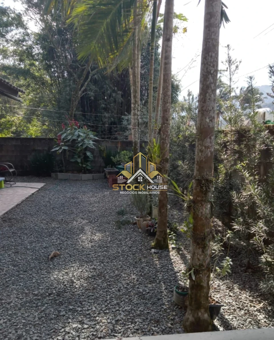 CASA  NA ZONA NORTE