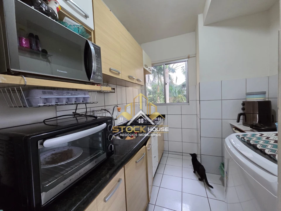 APARTAMENTO SEMI MOBILIADO 3 QUARTOS A VENDA EM JOINVILLE