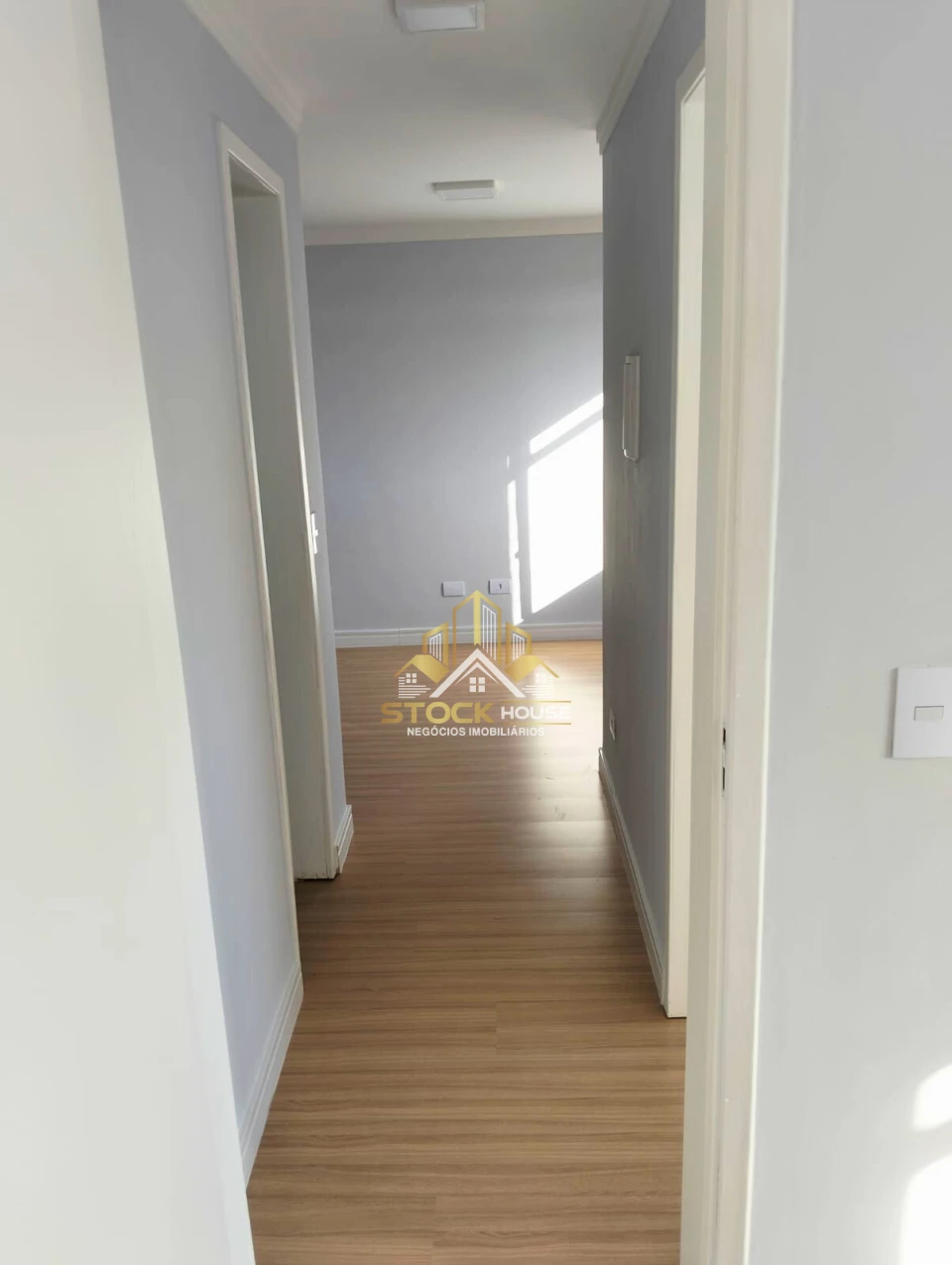 APARTAMENTO 2 QUARTOS A VENDA EM JOINVILLE