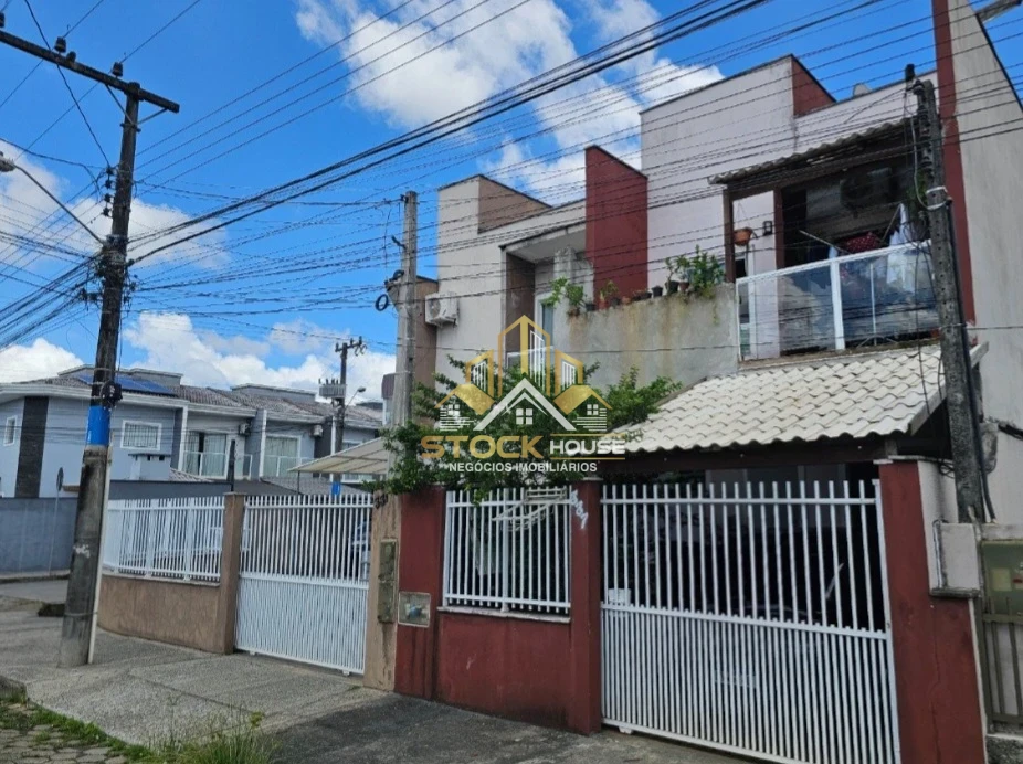 SOBRADO GEMINADO