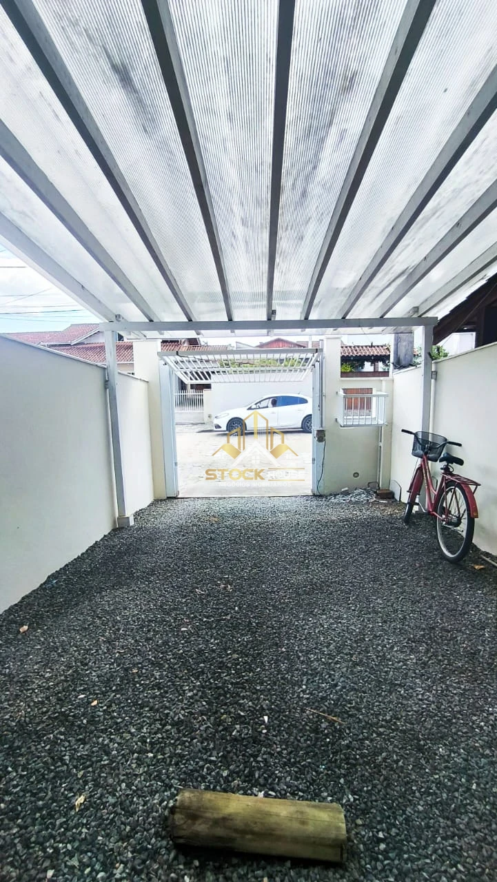 Casa Geminada À Venda Espinheiros Joinville