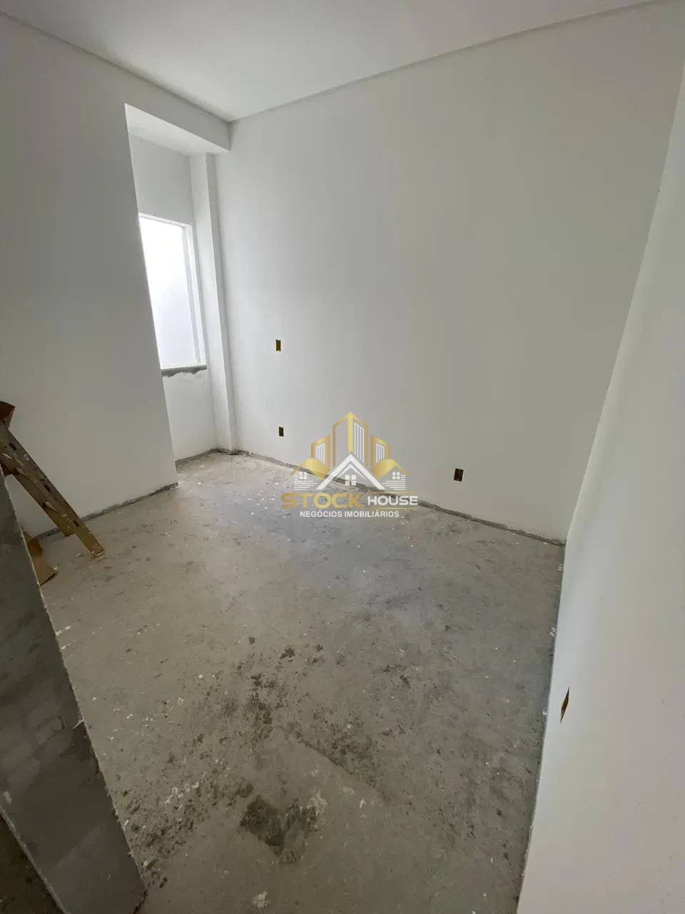 Imagens do imóveis CASA GEMINADA À VENDA FLORESTA JOINVILLE