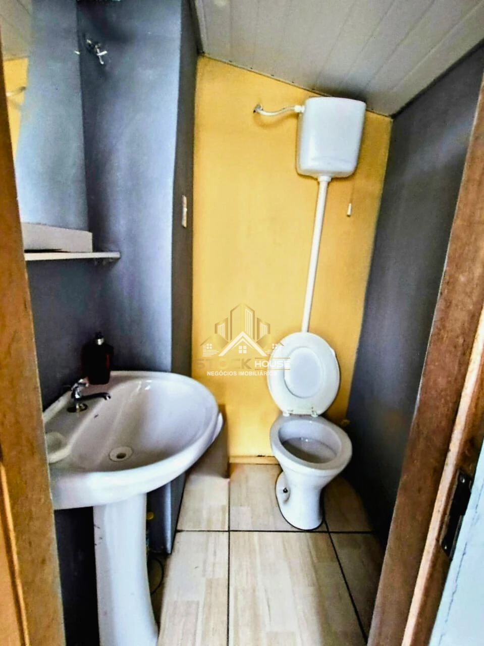 CASA GEMINADA PLANTA BAIXA, 2 QUARTOS, A VENDA EM JOINVILLE
