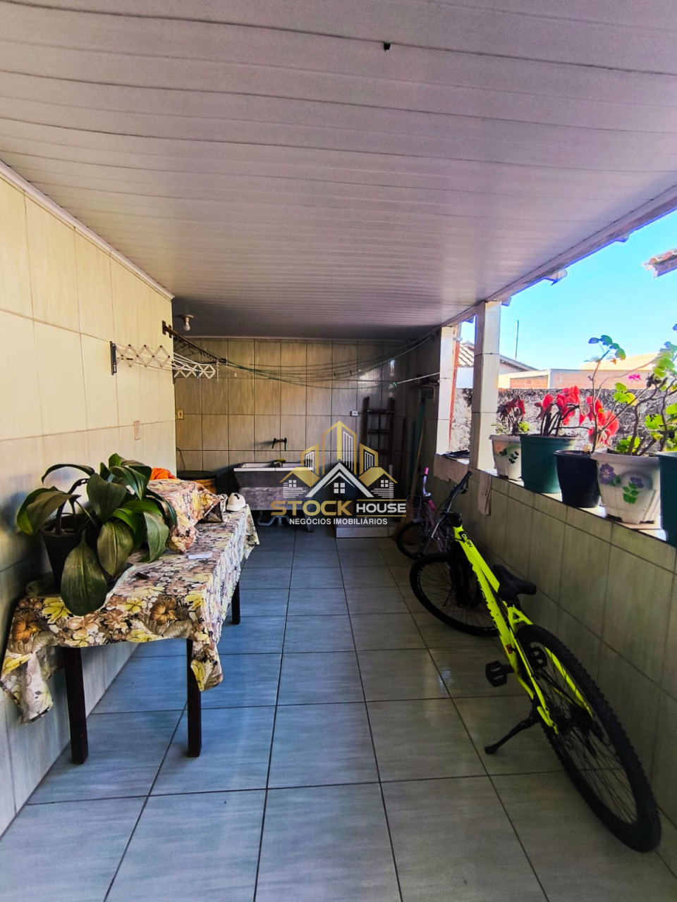 Imagens do imóveis IMPERDIVEL CASA 4 QUARTOS E CASA 2 QUARTOS MESMO TERRENO BAIRRO JARIVATUBA