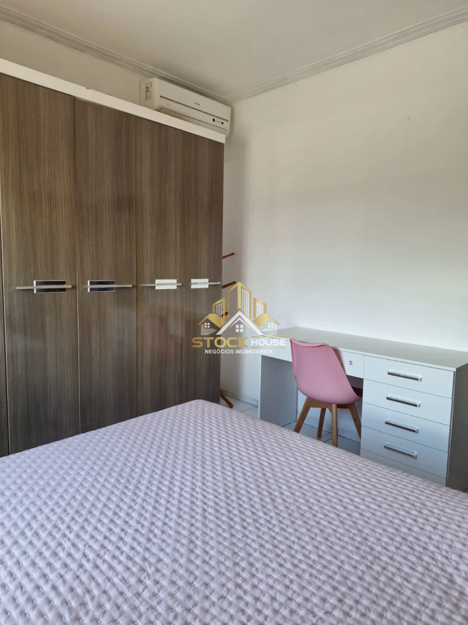Imagens do imóveis CASA ESCRITURADA COM PISCINA