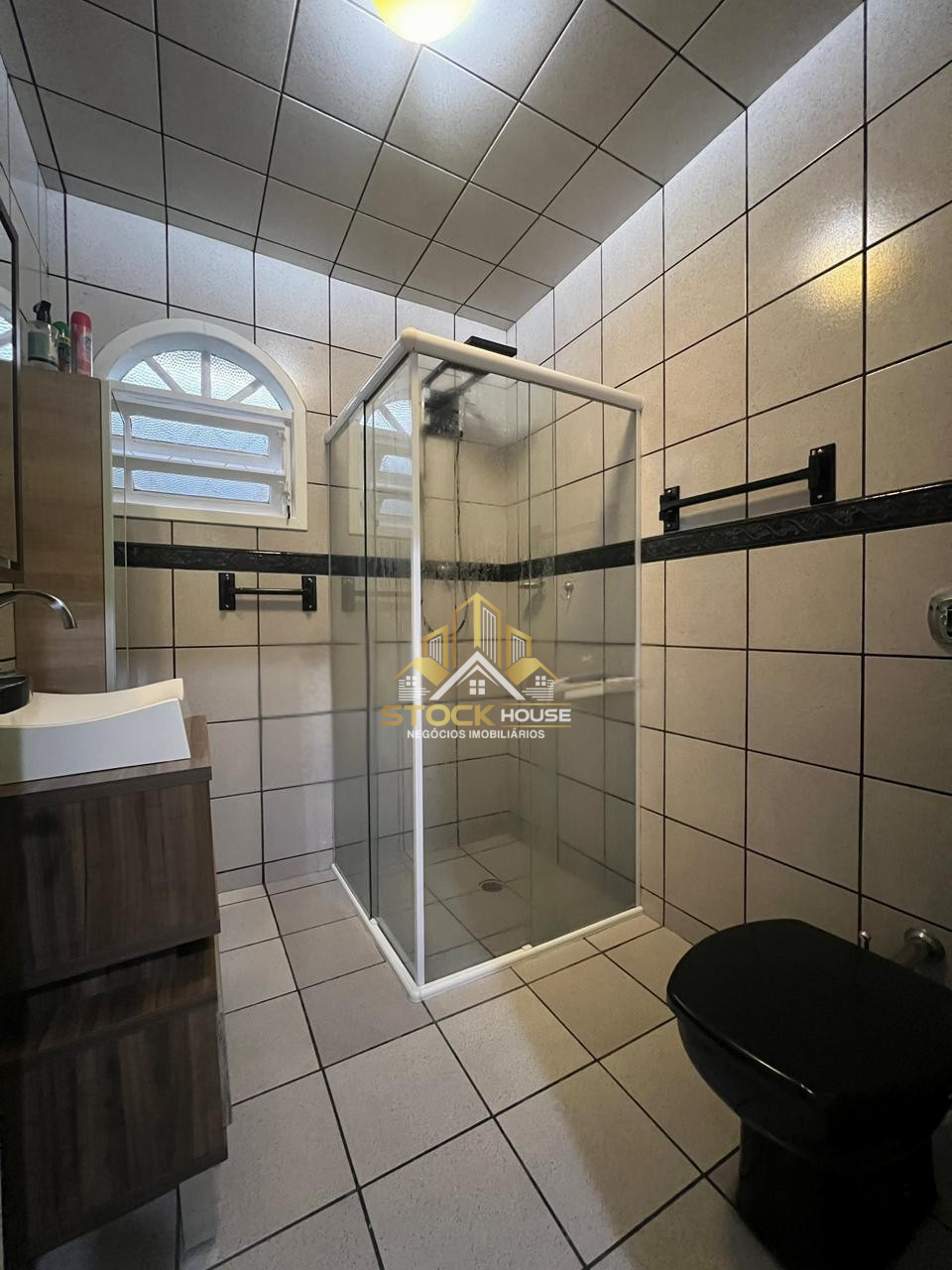 Imagens do imóveis EXCEPCIONAL CASA SEMI MOBILIADA COM 2 SUÍTES + 2 QUARTOS BAIRRO BOEHMERWALD