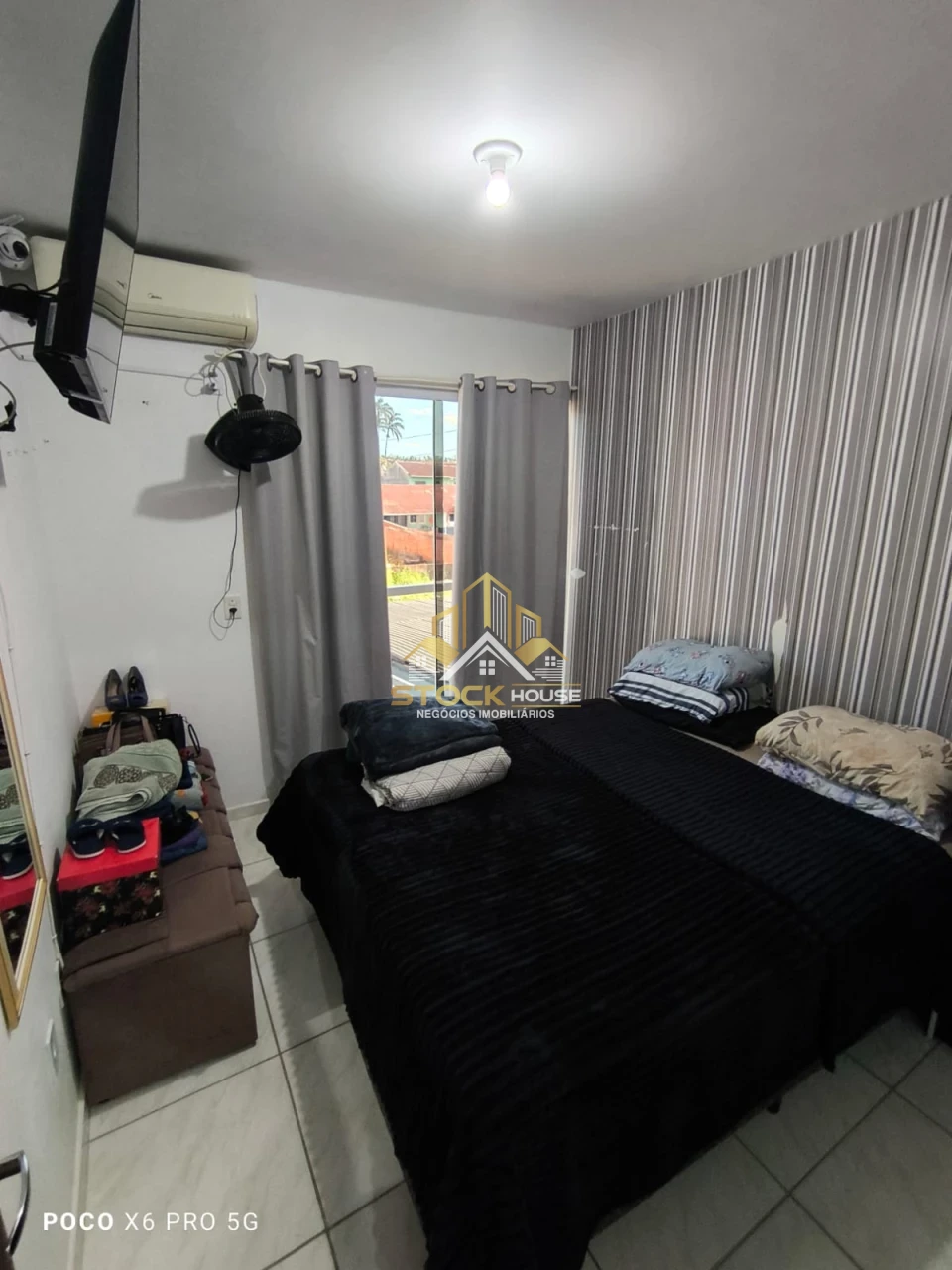 Imagens do imóveis Sobrado Geminado com piscina à venda