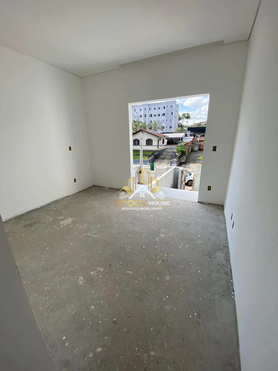 Imagens do imóveis CASA GEMINADA À VENDA FLORESTA JOINVILLE