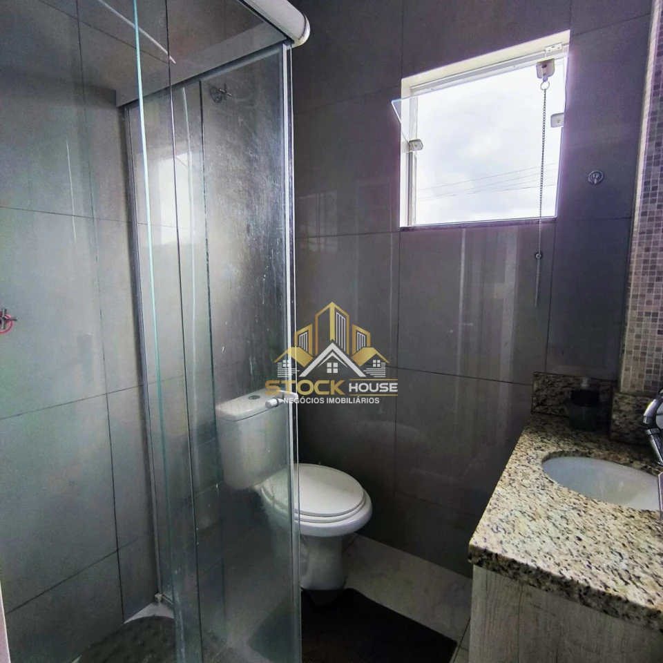 SOBRADO GEMINADO SEMI MOBILIADO, SUÍTE + 2 QUARTOS, A VENDA EM JOINVILLE