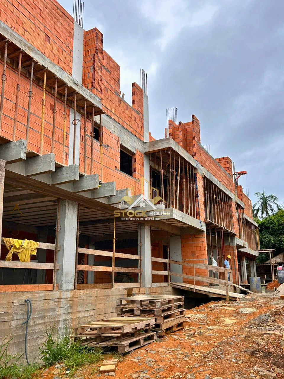 LANÇAMENTO APARTAMENTO SUÍTE + 2 QUARTOS EM JOINVILLE