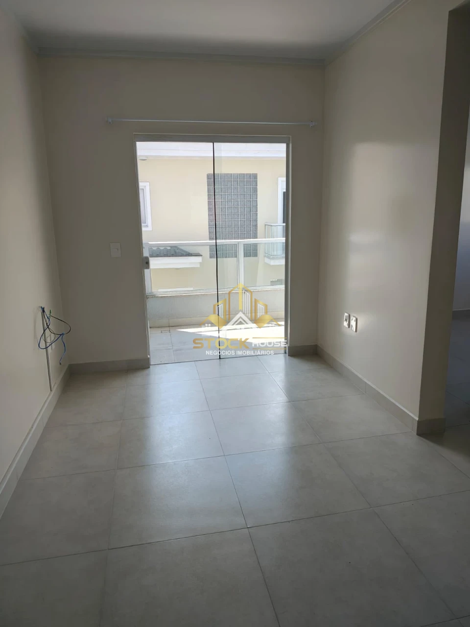 APARTAMENTO COM 3 QUARTOS À VENDA