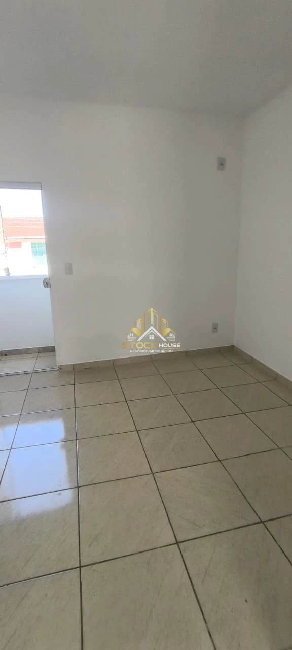 Imagens do imóveis SOBRADO GEMINADO À VENDA