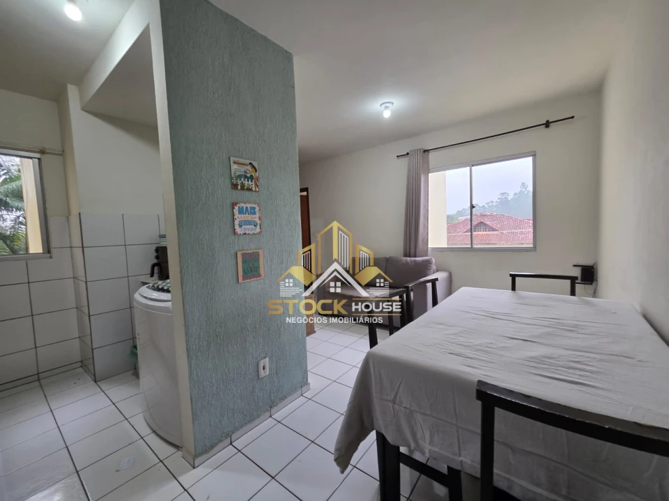 APARTAMENTO SEMI MOBILIADO 3 QUARTOS A VENDA EM JOINVILLE