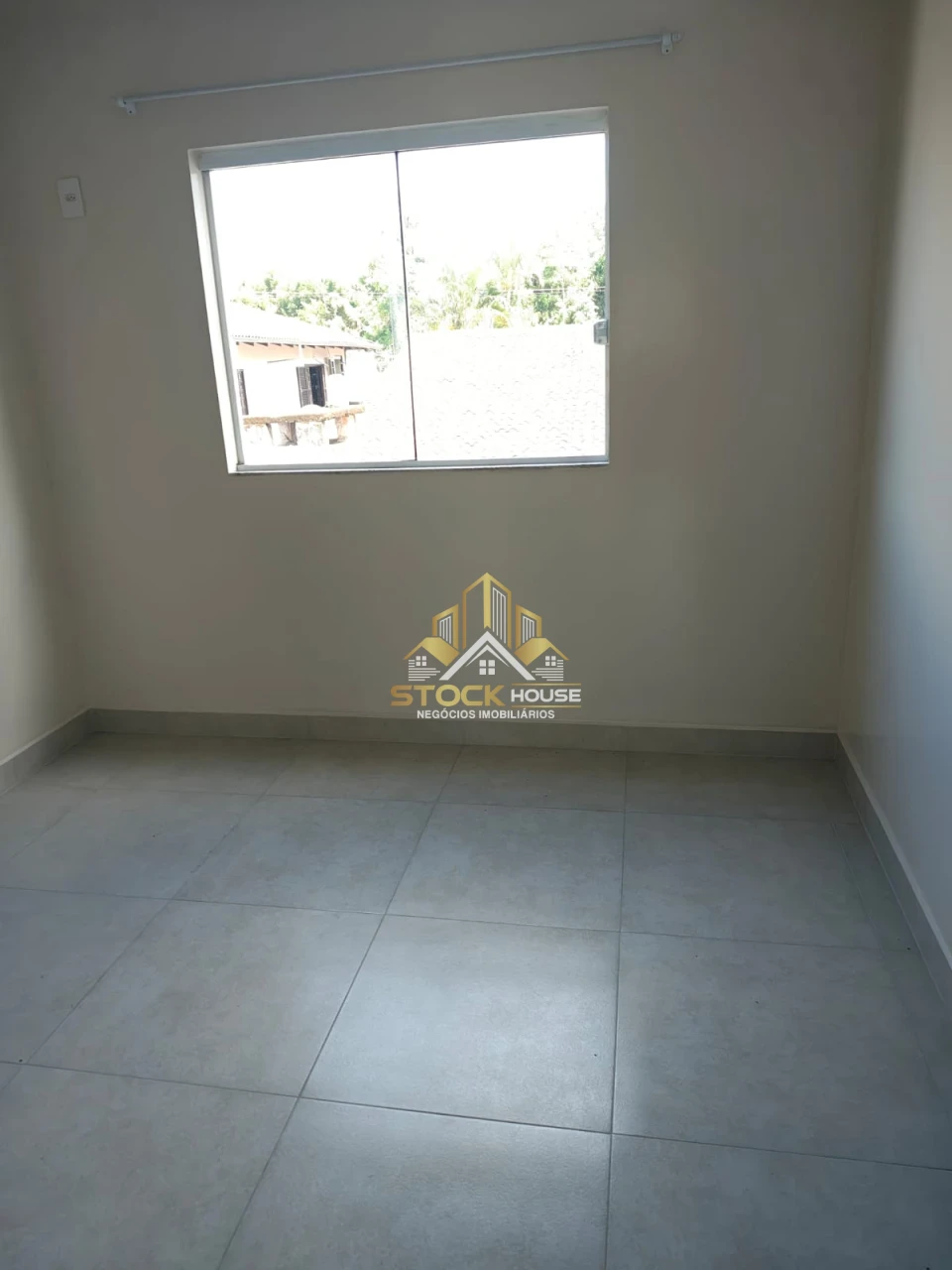 APARTAMENTO COM 3 QUARTOS À VENDA