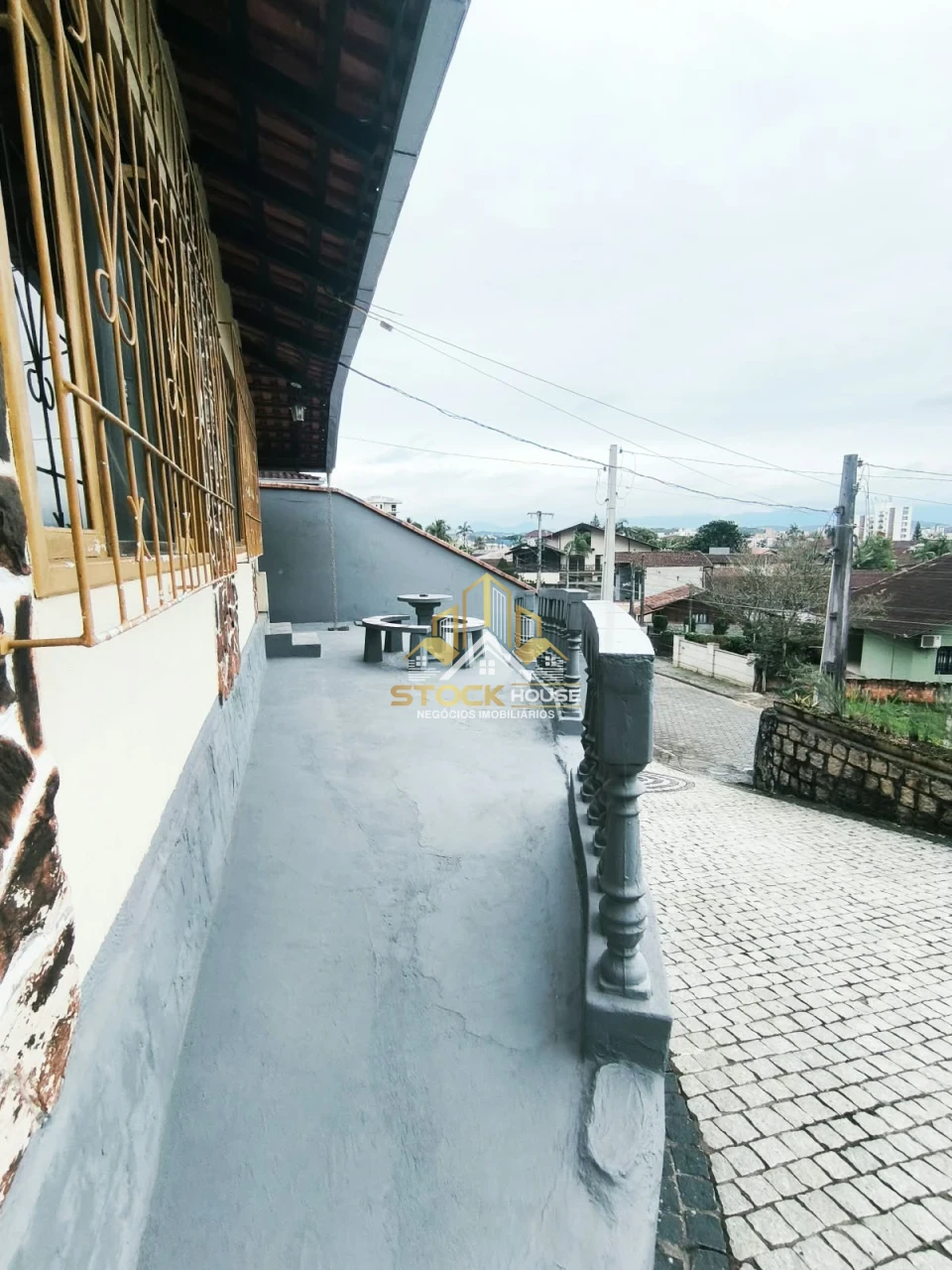 Imagens do imóveis CASA ESCRITURADA GUANABARA