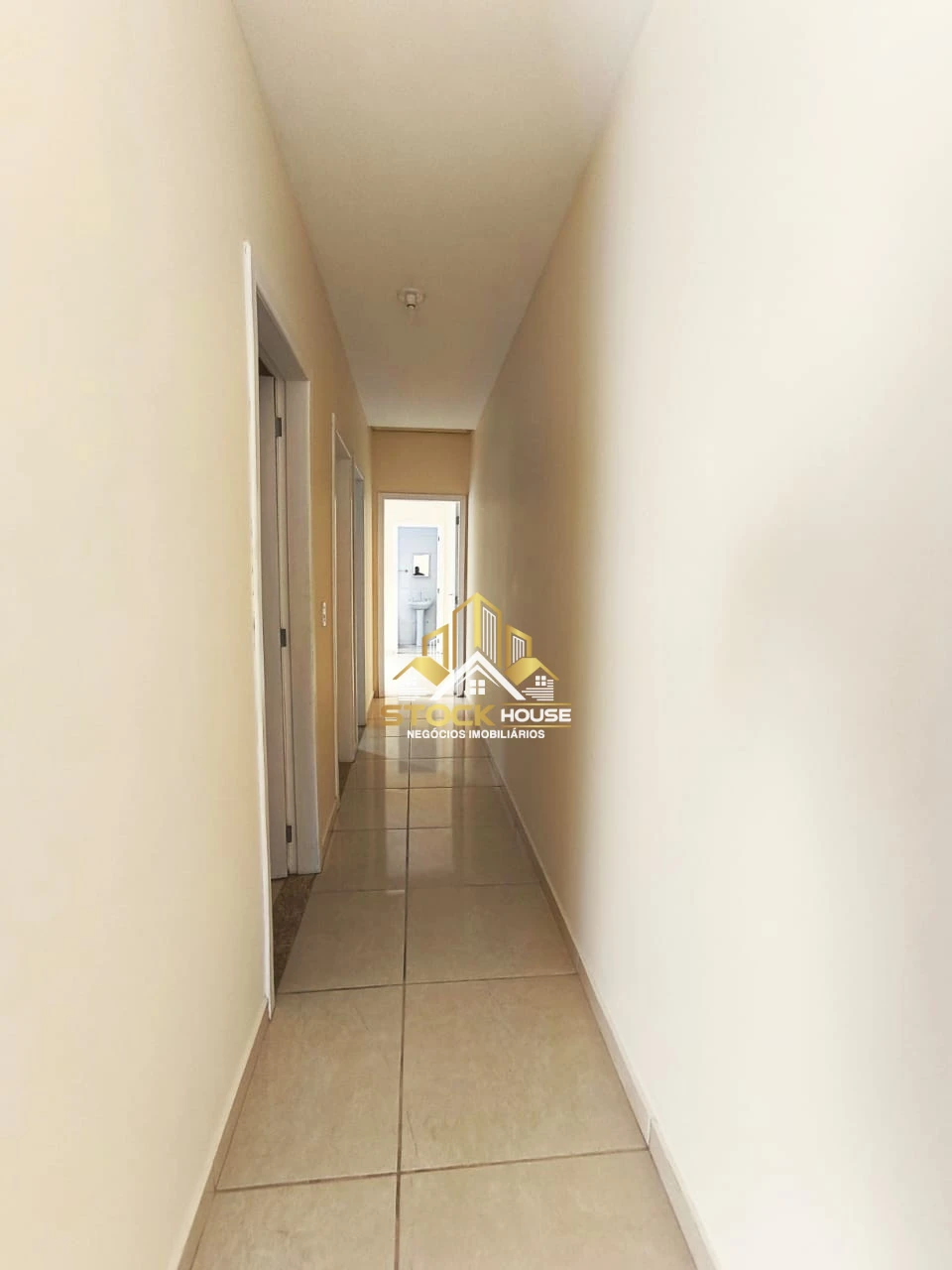 CASA GEMINADA 1 SUÍTE + 1 QUARTO BAIRRO PORTO GRANDE ARAQUARI
