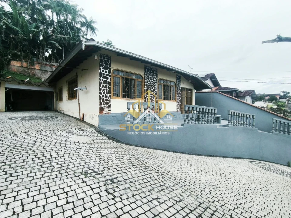 Imagens do imóveis CASA ESCRITURADA GUANABARA