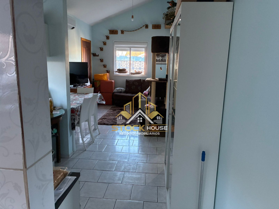 Imagens do imóveis LINDA CASA COM 1 SUÍTE + 2 QUARTOS BAIRRO MORRO DO MEIO