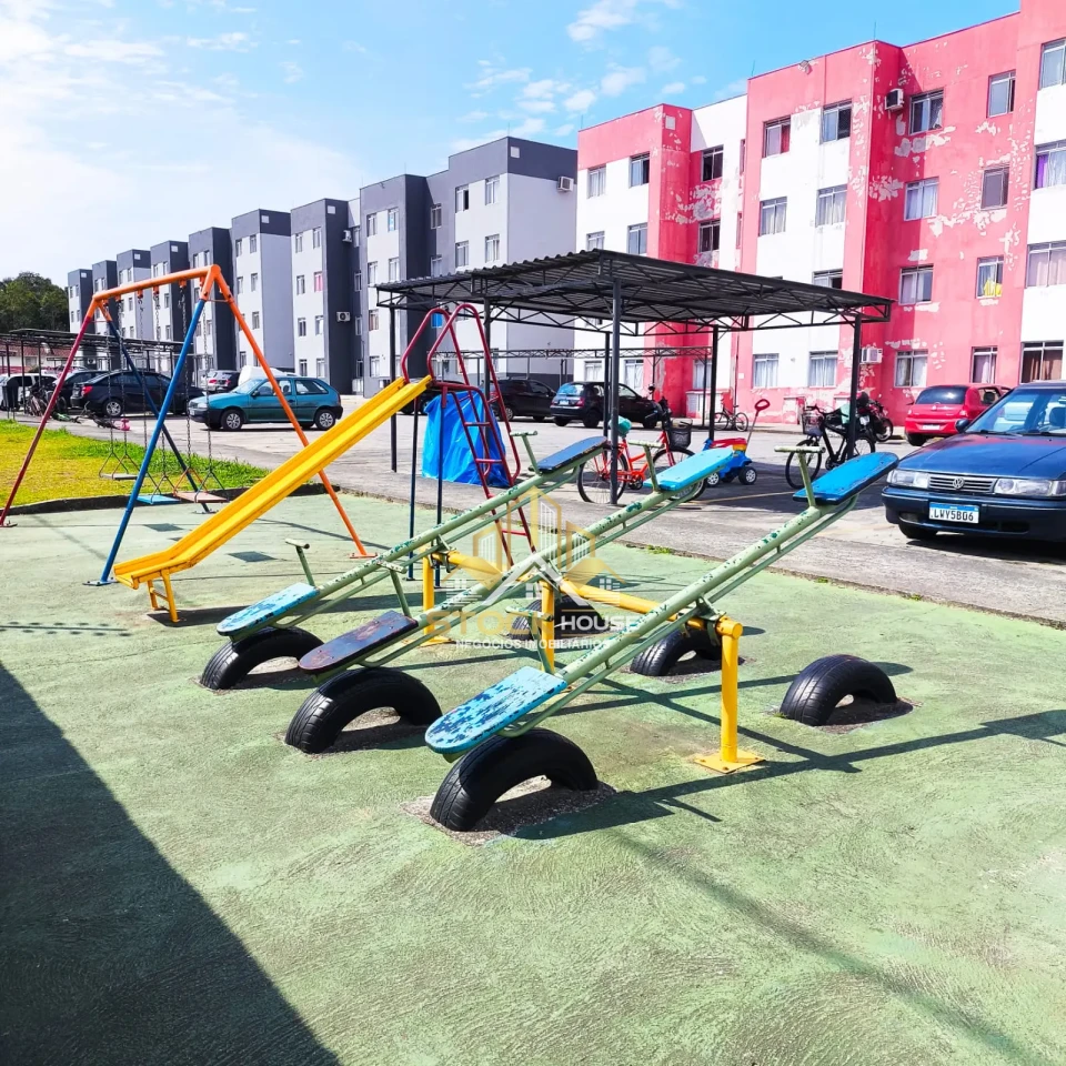 APARTAMENTO SEMI MOBILIADO 2 QUARTOS A VENDA EM JOINVILLE
