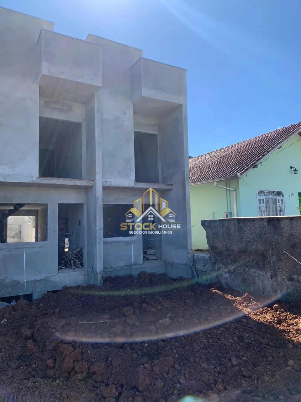Imagens do imóveis LANÇAMENTO SOBRADO GEMINADO 2 SUÍTES BAIRRO ITAUM